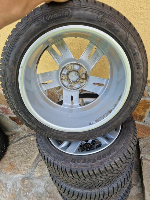 Zimowe felgi aluminiowe 17 VOLVO z oponami GOODYEAR 235/45r