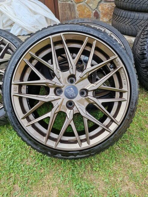 Felgi aluminiowe 17 SMART BRABUS z oponami zimowymi MAXXIS