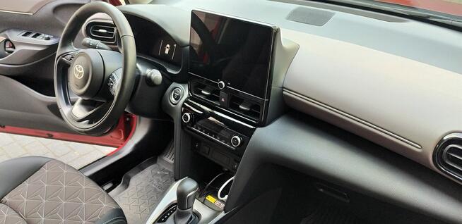 Toyota Yaris Cross Hybryd automat 130 KM 1500 cm^3