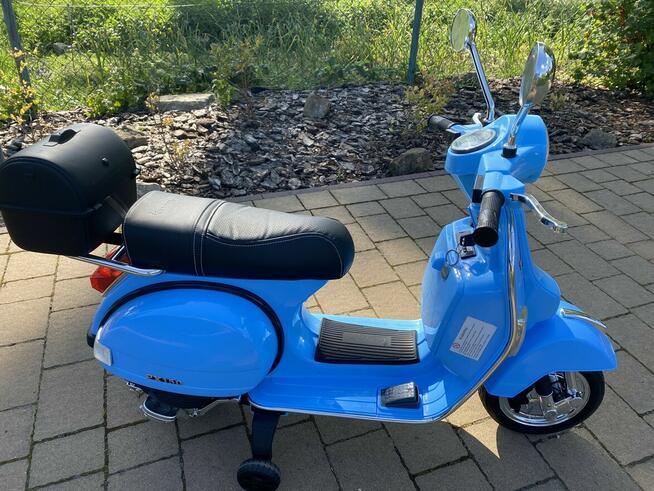 Skuter na Akumulator Vespa Niebieski