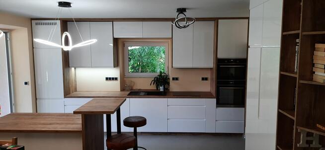 Custommeble sp. z o.o.