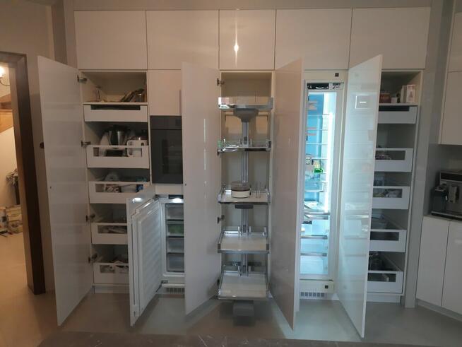 Custommeble sp. z o.o.