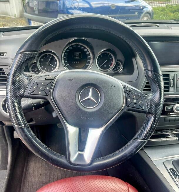 Mercedes-Benz Klasa E W212 Użytkowany przez kobietę