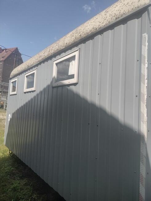 Barakowóz sanitarny