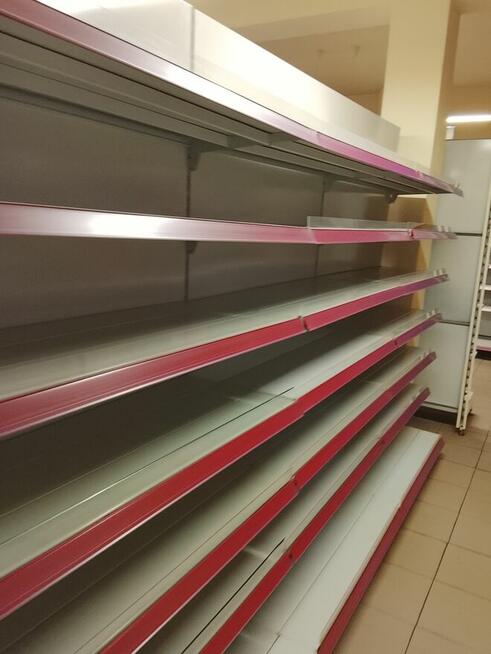 Regały sklepowe odsprzedam tanio