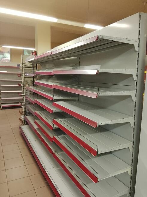 Regały sklepowe odsprzedam tanio