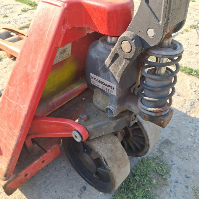 Wózek paletowy. Paleciak