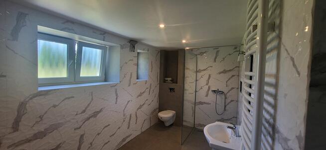 Dom po generalnym remoncie. Gdów, Łapanów