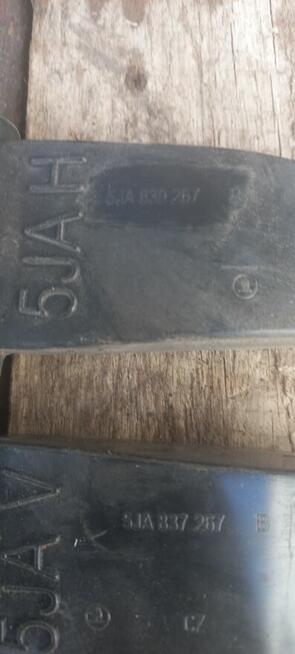 ogranicznik drzwi LP przód 5ja837267 skoda rapid 17-19