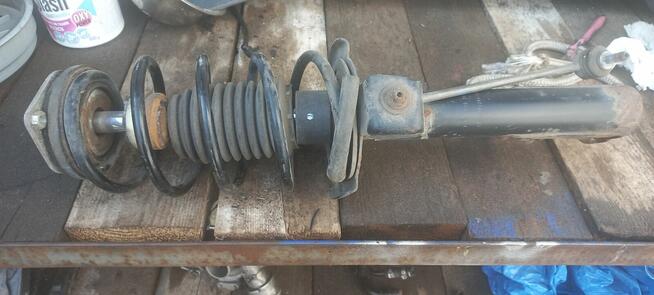 MCPERSON AMORTYZATOR SPRĘŻYNY PRZÓD MERCEDES W169 A16932008
