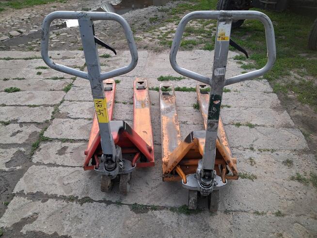 Wózek paletowy. Paleciak