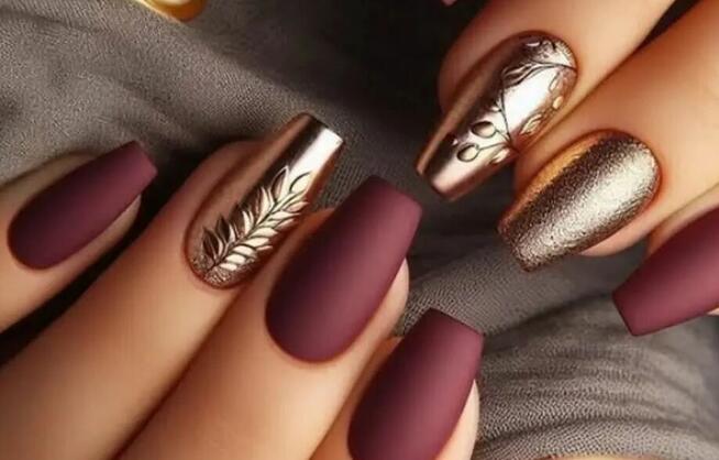 Pedicure/Manicure