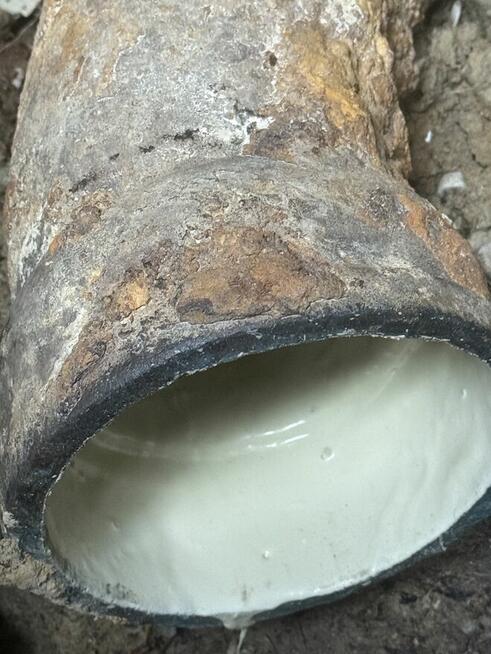 Renowacja rur kanalizacyjnych bez kucia | Uszczelnianie rur