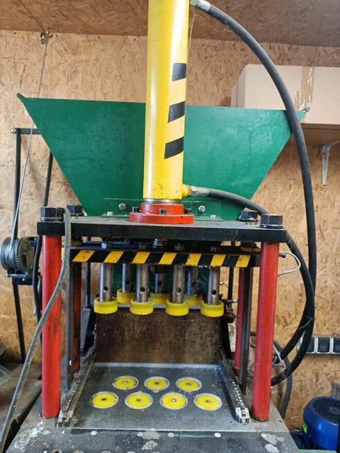Maszyna do zniczy, prasa hydrauliczna PH- 2/4.