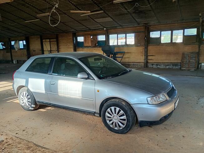 Audi A3 1.8 5V benzyna jeżdżący całość na czesci