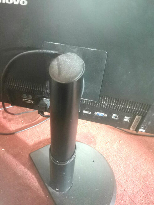 komputer Lenovo AiO Dotykowy