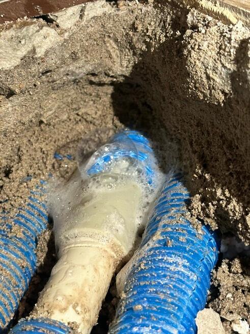 Lokalizacja wycieków wody z rur.Lokalizacja przecieku wody