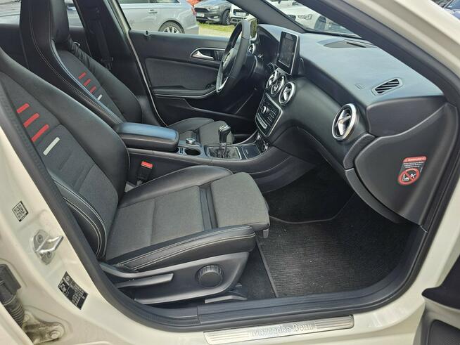 Mercedes A 180 Navi/Led/PodgrzewaneFotele/Tempomat
