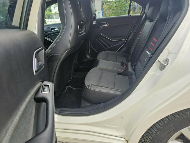 Mercedes A 180 Navi/Led/PodgrzewaneFotele/Tempomat