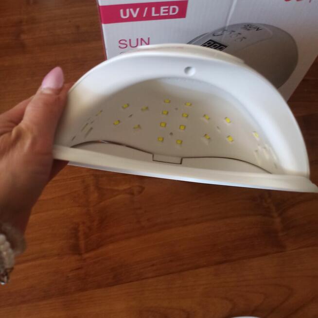 Sprzedam lampe do paznokci