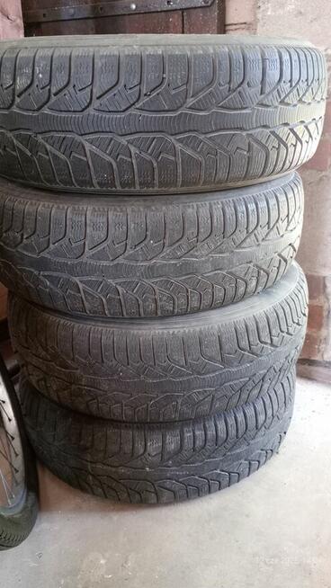 Sprzedam opony zimowe R-15-65-195