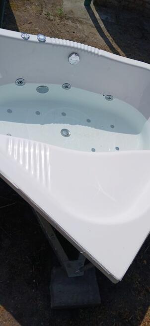 Wanna z hydromasażem