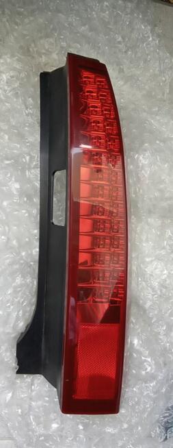 Lampa tylna prawa Cadillac srx 03-10