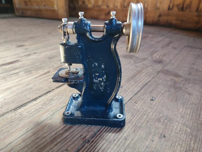 Sprzedam prasa ręczna z PRL-u