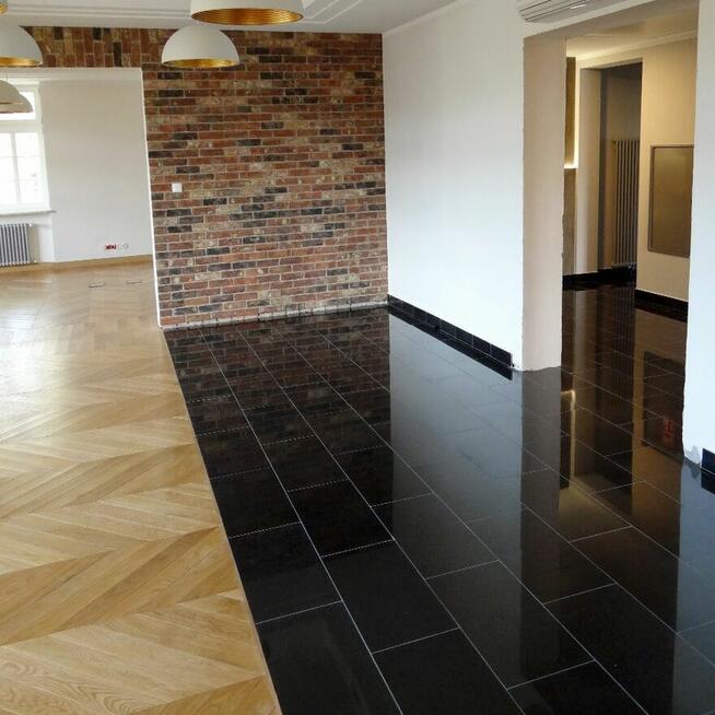 Płytki Granit G684 Black Pearl polerowany 61x30,5x1 cm