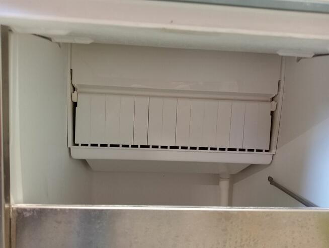 Kostkarka FHC30AHC 29kg/24h AWS Brema Infrico używana