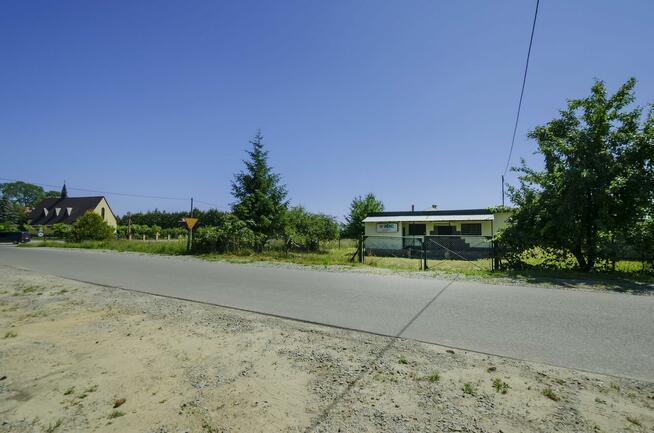 Budynek handlowo-usługowy w centrum Chotyńca