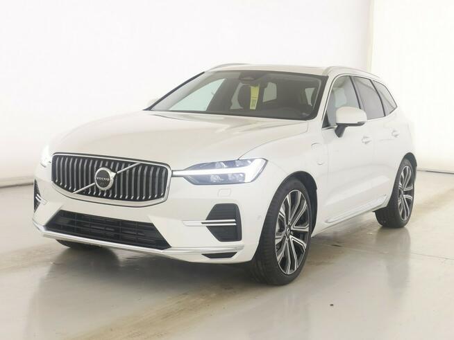 Volvo XC 60 T8 Plus Bright MY 2024
