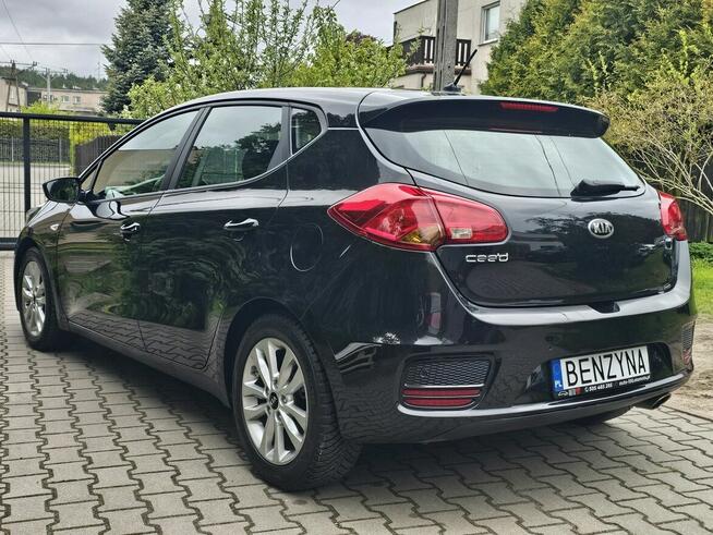 Kia Cee'd ud.niski przebieg/serwis ASO/klima/grz.fotele/grz.kierownica/LEDy/ALU