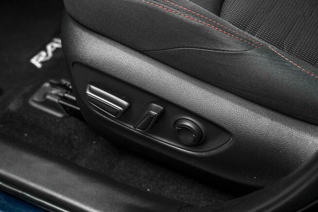 Toyota RAV4 Plug-in Hybrid AWD-i Active | 306 KM | 2021|