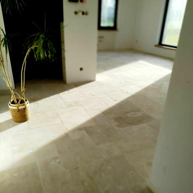 Płytki Trawertyn Classic Light bębnowany komplet 0,742 m2