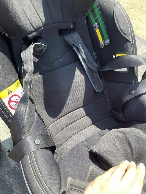 Fotelik Samochodowy Obrotowy Z Bazą