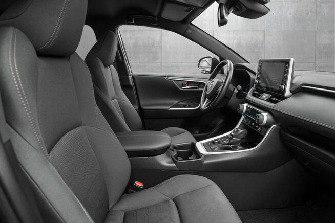 Toyota RAV4 Plug-in Hybrid AWD-i Active | 306 KM | 2021|