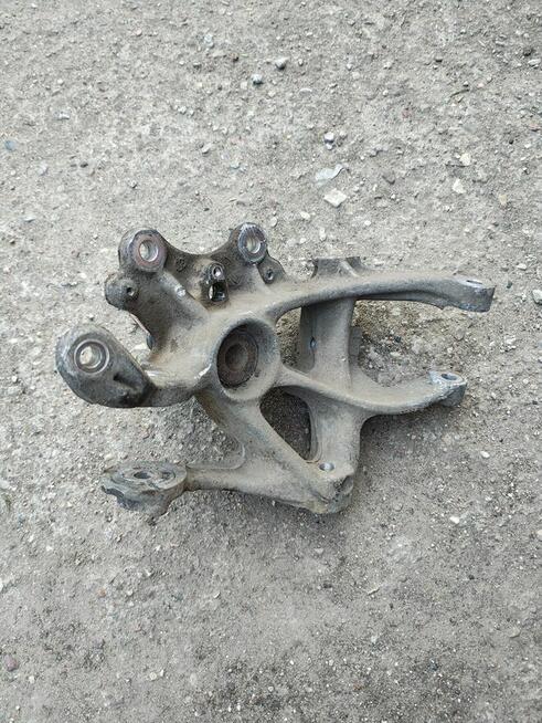 Peugeot 407 zwrotnica tył