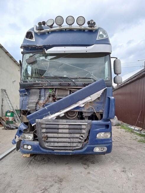 Sprzedam powypadkowy ciągnik samochodowy marki DAF