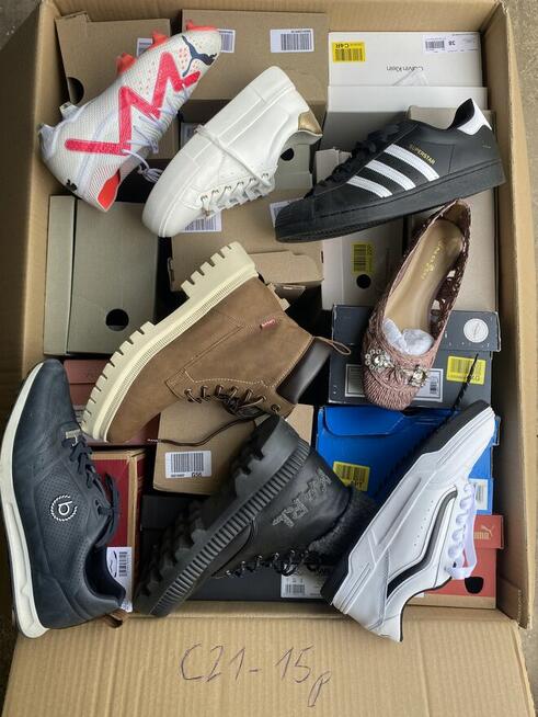 Pakiety markowego obuwia ABC ze zwrotów konsumenckich