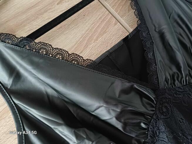 Gorąca lateksowa sukienka, XL