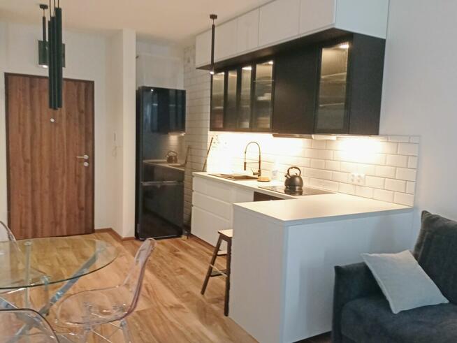 2 POKOJOWE Z GARAŻEM,3 MIN. PIESZO DO STACJI PKP Grodzisk M