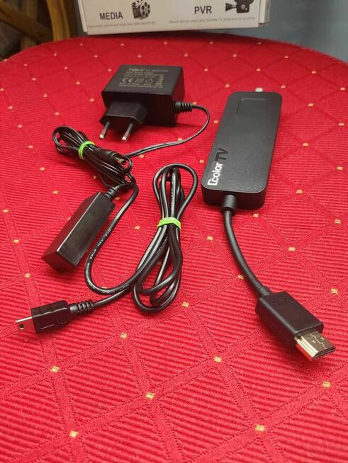 Tuner telewizji satelitarnej DVB-S2 HD TV Stick HD dekoder