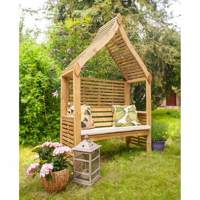 Pergola ogrodowa drewniana
