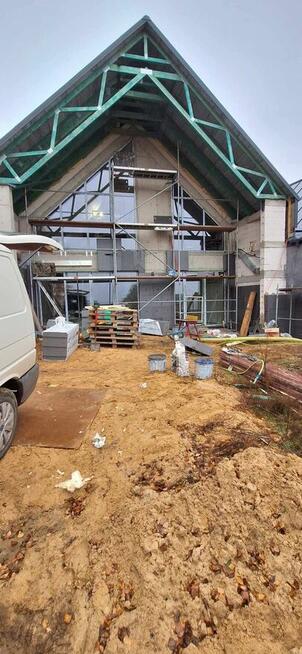 Budowa domów budynków i remonty