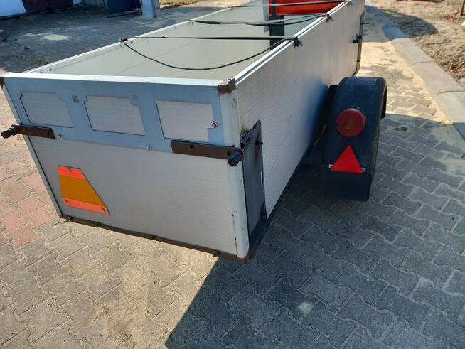 Przyczepka samochodowa, solidna-610DMC