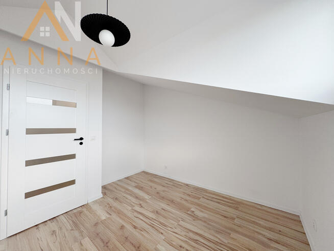 Urokliwe mieszkanie na poddaszu w kamienicy