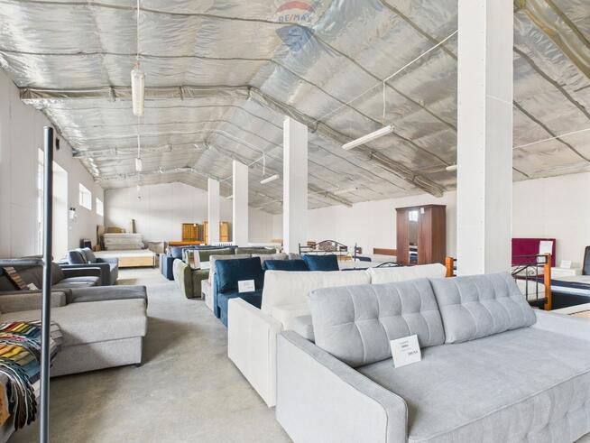 Lokal handlowo-usługowy - 263,3 m² – Faktura VAT