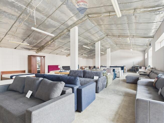 Lokal handlowo-usługowy - 263,3 m² – Faktura VAT