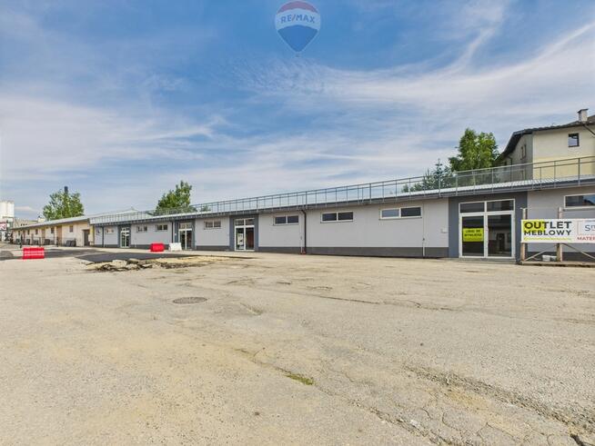 Lokal handlowo-usługowy - 263,3 m² – Faktura VAT